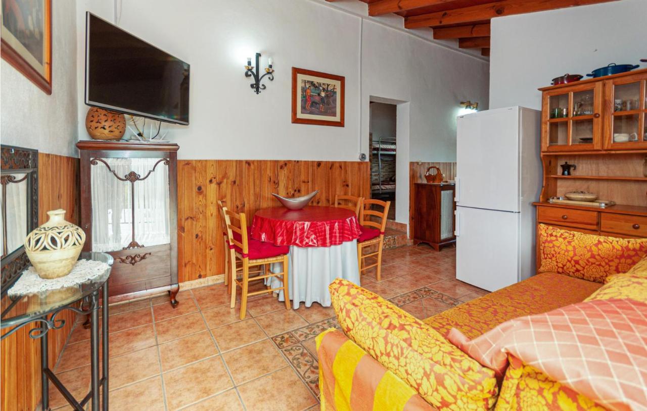 Awesome Home In Antequera With Wifi Buitenkant foto